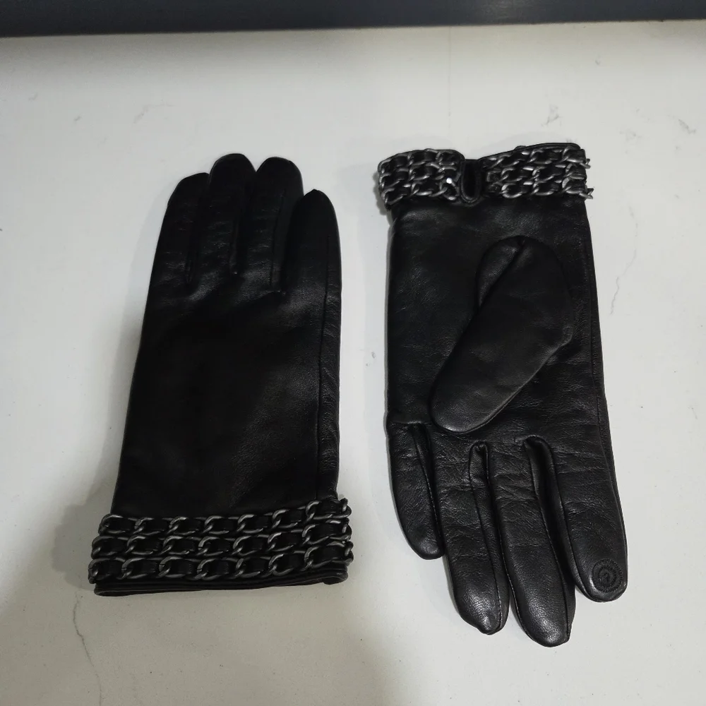 100% Soft Leather  Gloves  with Chain Detail At Wrist Screen Friendly Lined LG